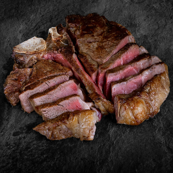 T Bone Steak online kaufen. Tbonesteak, T Bone STeak kaufen, T Bone Steak bestellen. T-Bone Steak, Rindersteak, Steak mit T-förmigen Knochen, Fiorentina Steaks
