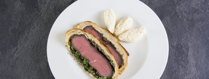 Rinderbeiried (Uruguay) Wellington mit Pastinakenpüree, Wiesbauer Gourmet Online Shop