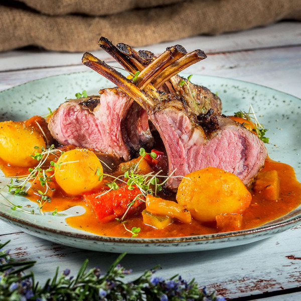 Lamm Kronen online bestellen, Lammkronen kaufen, Lamfleisch bestellen, Fleisch bestellen. Fleisch Online Shop