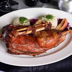 Ente halbiert, sous vide vorgegart