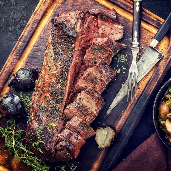 Rehrücken mit Knochen, Rehrücken kaufen, Rehrücken Wiesbauer Gourmet