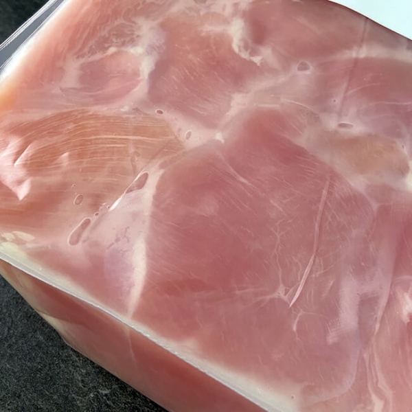 Hühnerschnitzel geplättet 140 g. 15 Stk 2100 g ➤ Hühnerschnitzel kaufen - Hühnerbrust geschnitten. Mageres Fleisch, sehr feinfaserig und fettarm.