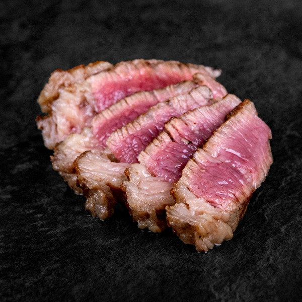 Kalbin Tri Tip Steak, Tritip Steaks Österreich, Hüferschwanzel, Bürgermeisterstück, Huferschwanzl, Hüferschwanzel, Tri Tip, Pastorenstück, Frauenschuh, Weißes Stück, Bottom Sirloin Flap