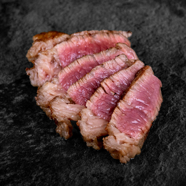 Kalbin Tri Tip Steak, Tritip Steaks Österreich, Hüferschwanzel, Bürgermeisterstück, Huferschwanzl, Hüferschwanzel, Tri Tip, Pastorenstück, Frauenschuh, Weißes Stück, Bottom Sirloin Flap