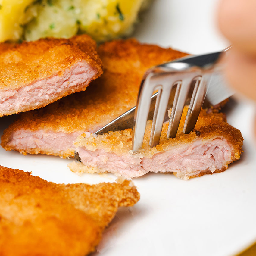 Surschnitzel paniert 10 Stk = 1000 g tiefgefroren, Surschnitzel paniert kaufen. Surschnitzel online bestellen, Surschnitzel paniert von Wiesbauer Gourmet