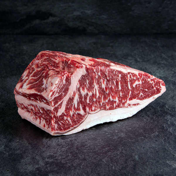 Wagyu Beef Beiried BMS 6-8 Steak 1 Kg kaufen. Wagyu Steak 1kg kaufen. Wagyu Beiried mit zarter Marmorierung kaufen. ✓ Lieferung in 24 h!