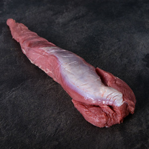 Kalb Rosé Filet ohne Kette 800g aus Österreich. Kalbslungenbraten kaufen. Filet im Ganzen - AMA-Gütesiegel. Kalbs Lungenbraten bestellen!