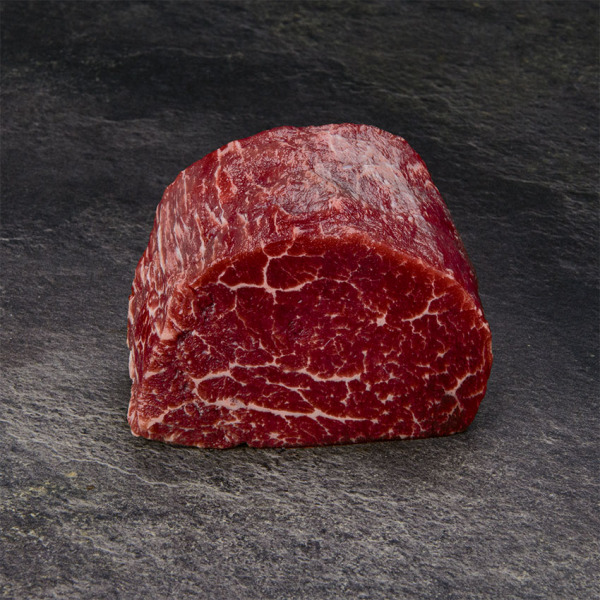 Wagyu Filetsteak BMS 4-6 / Wagyu Filet F1 Spitzenklasse. Wagyu Filet Steak kaufen. Wagyu Beef, Wagyu Fleisch.