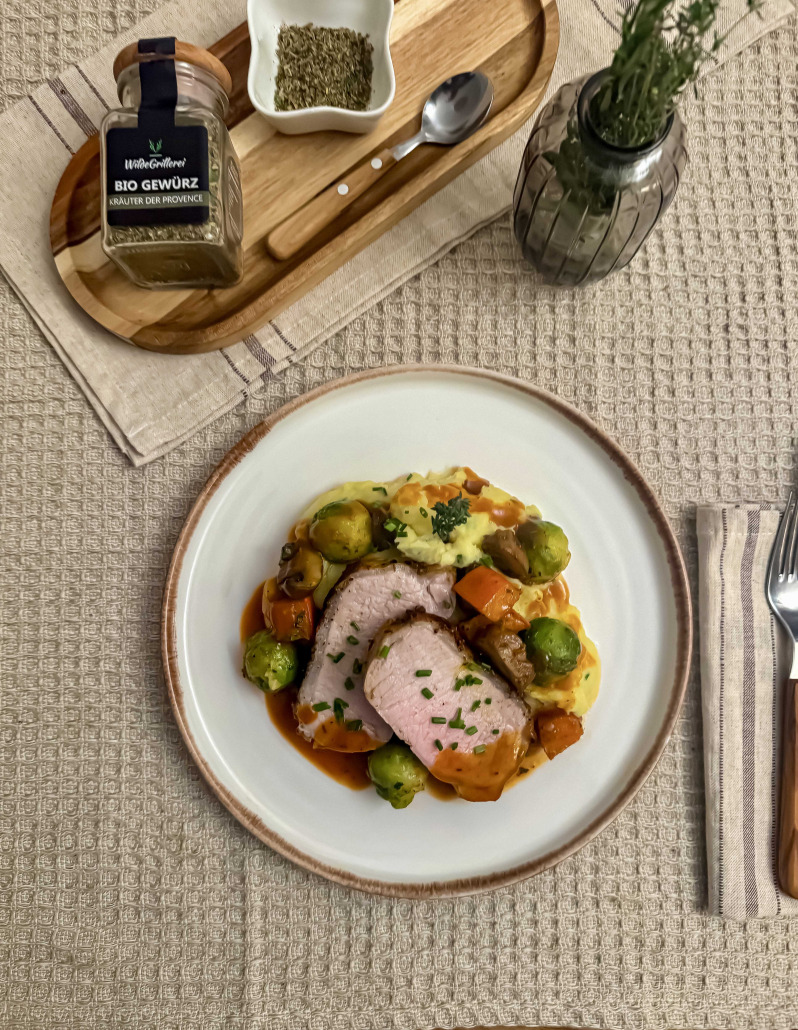 Daniels Iberico-Rücken mit Portweinsauce und Gemüse Daniels Iberico-Rücken mit Portweinsauce und Gemüse