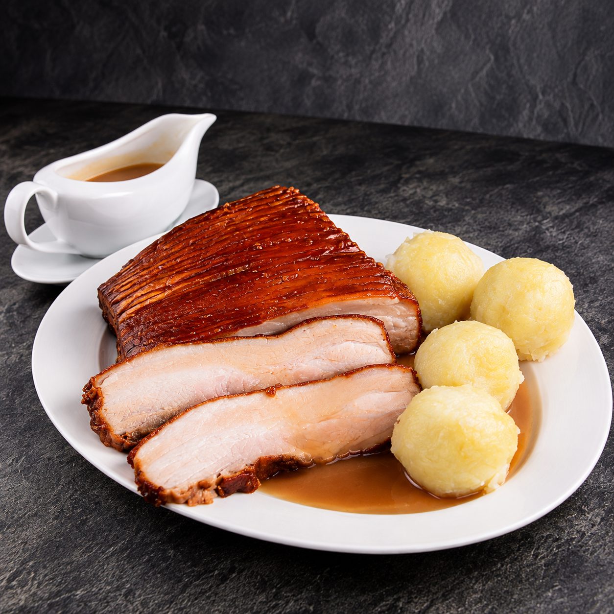 Schweinebraten-Package Sous Vide vorgegart - Paket für 6 Personen - mit Waldviertler Kartoffelknödel und Saftl – Bild 3